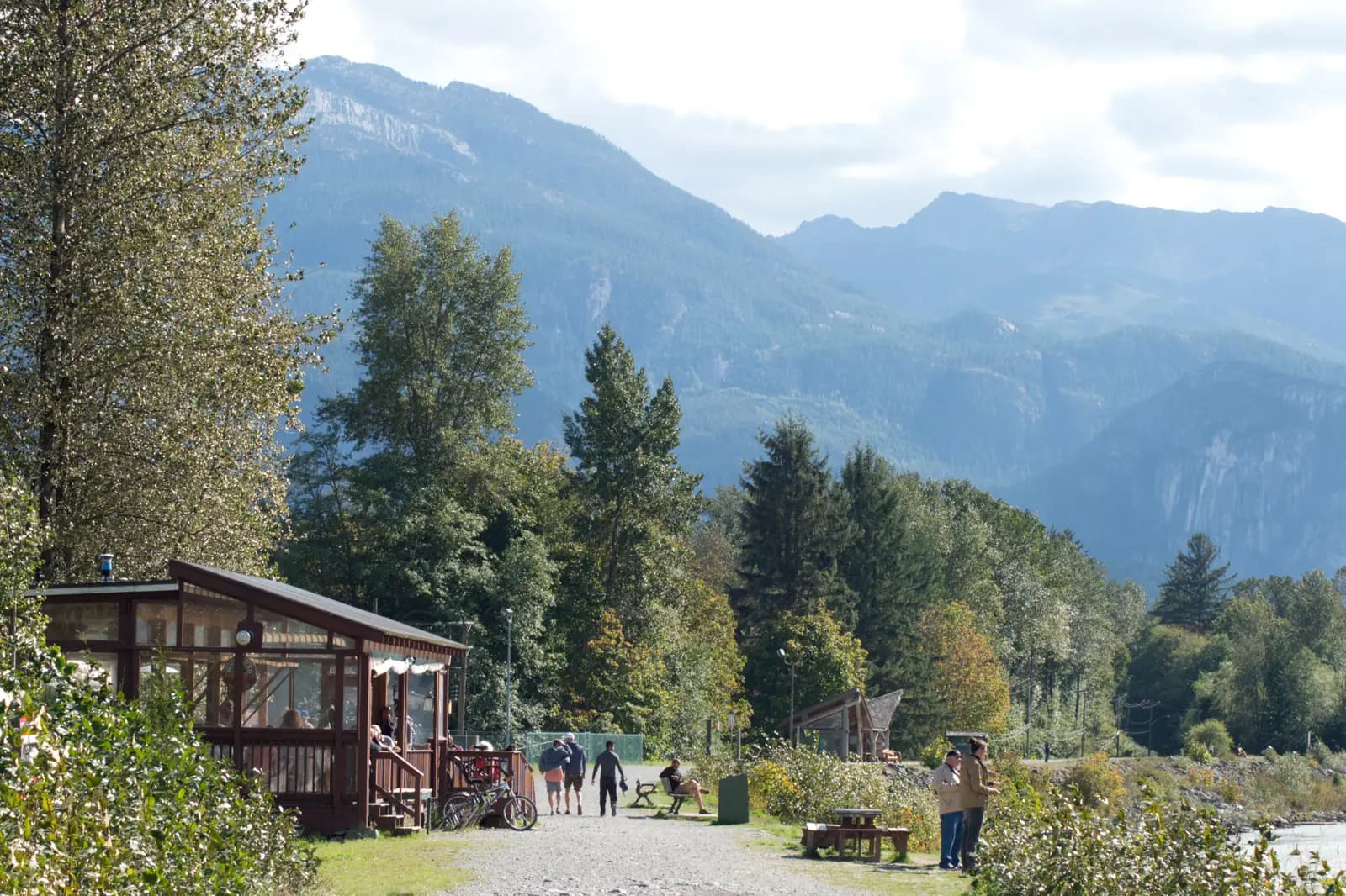 Fachada usada nas filmagens da série Virgin River em Squamish, Colúmbia Britânica