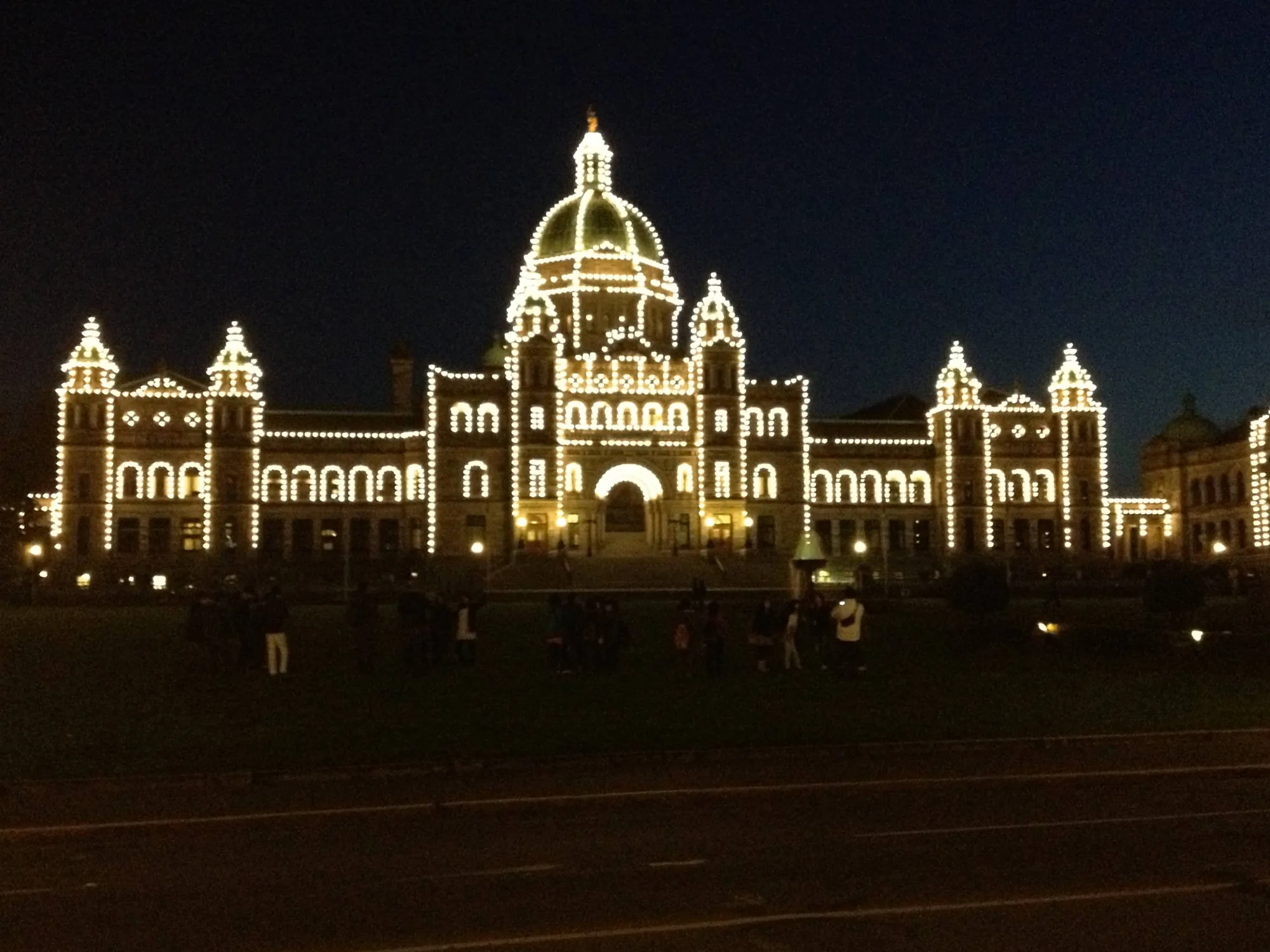 Parlamento de Victoria à noite