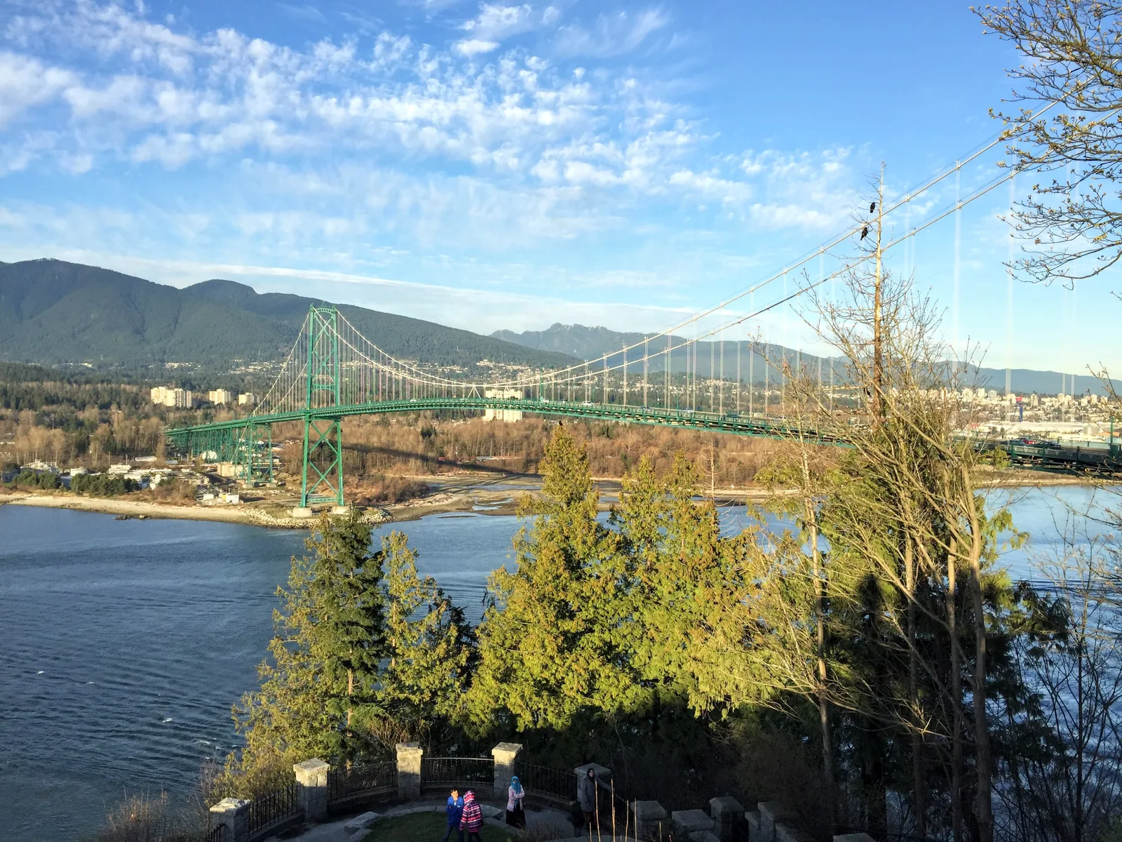 Vista da Lions Gate Bridge a partir do Prospect Point, no Stanley Park